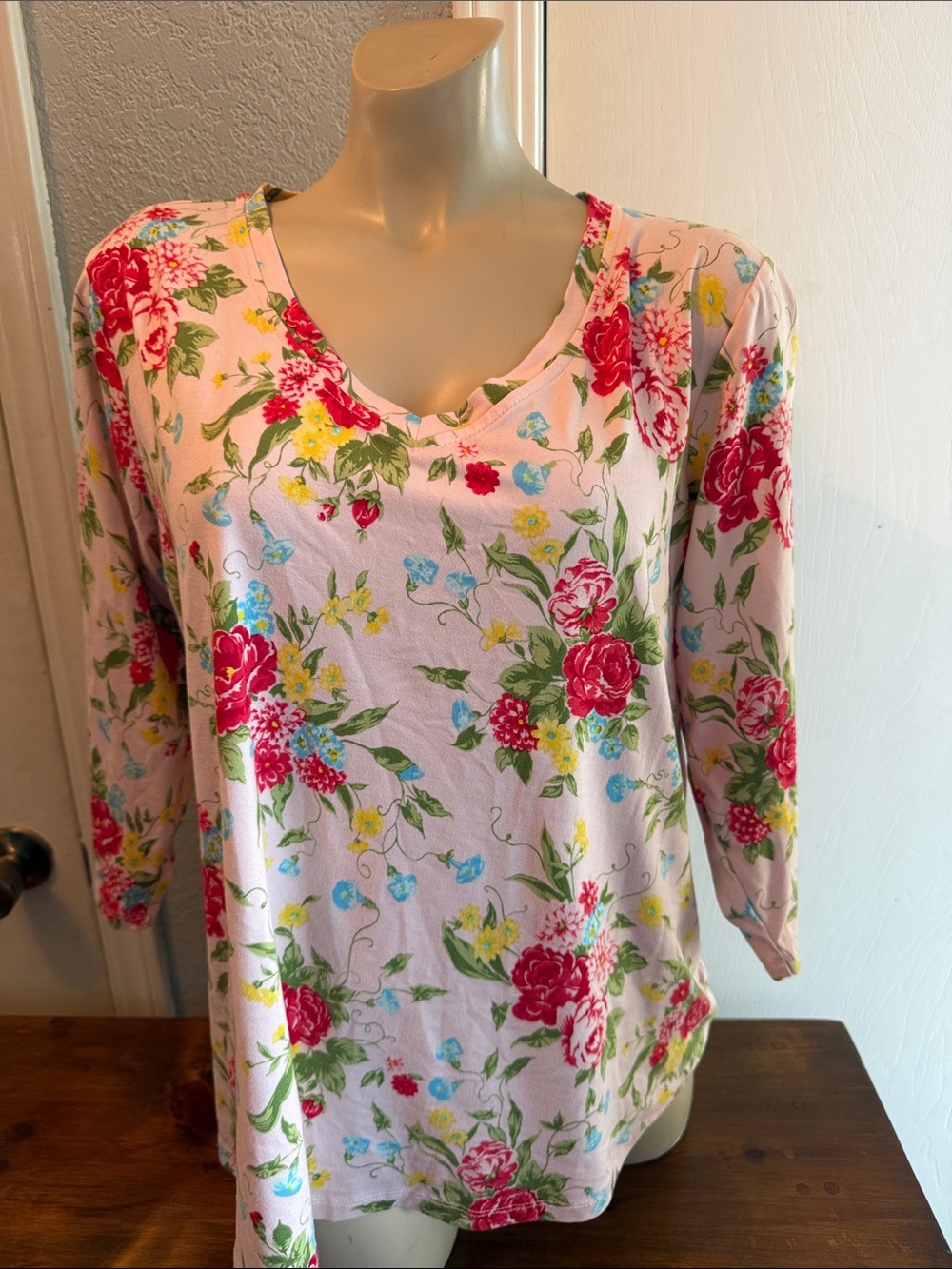 The Pioneer Woman Pink Floral V-Neck Tunic with Red Roses